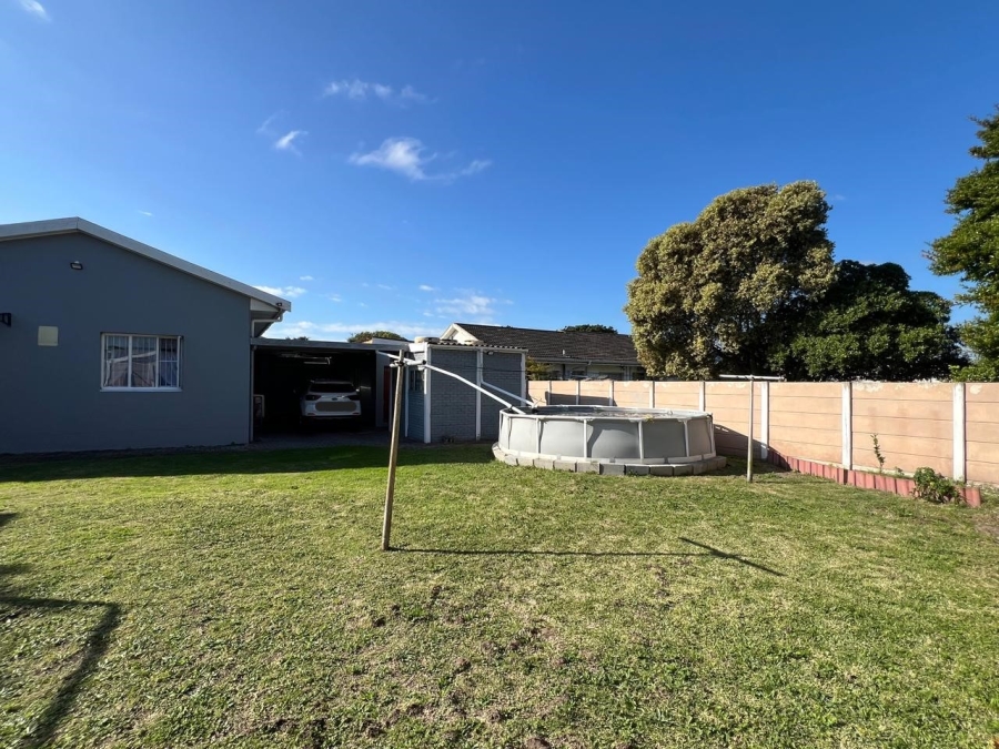 3 Bedroom Property for Sale in Rowallan Park Eastern Cape